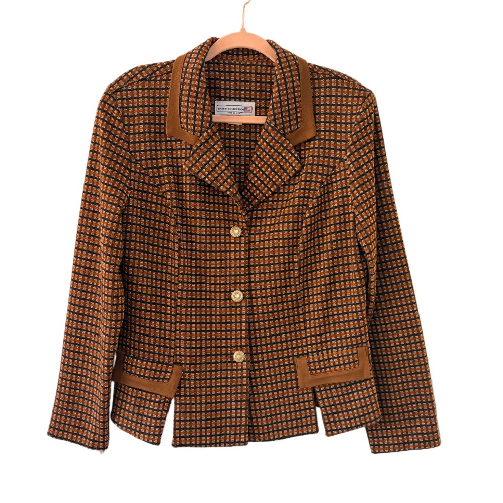 Perfect vintage blazer! Vintage‎ size 14 plaid slight peplum 
Brown orange black